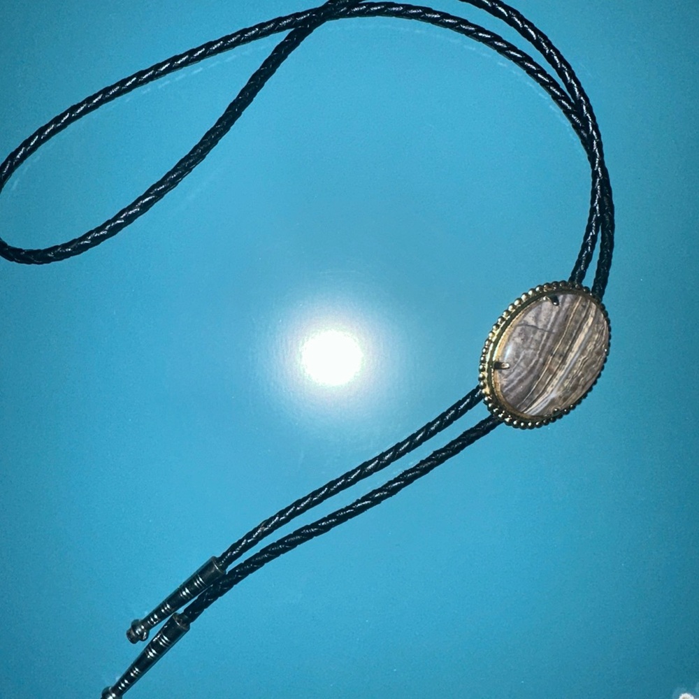 Vintage Rustic Polished Stone Western Bolo Tie Necklace